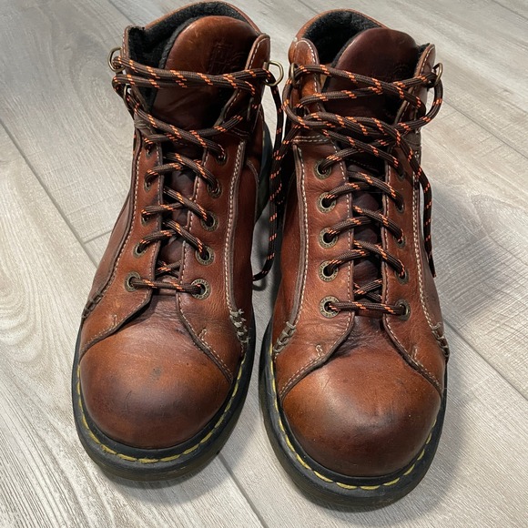 Dr. Martens Other - Dr. Martens Leather Men Size 11 Y2K Brown Leather 8A54 Workboots